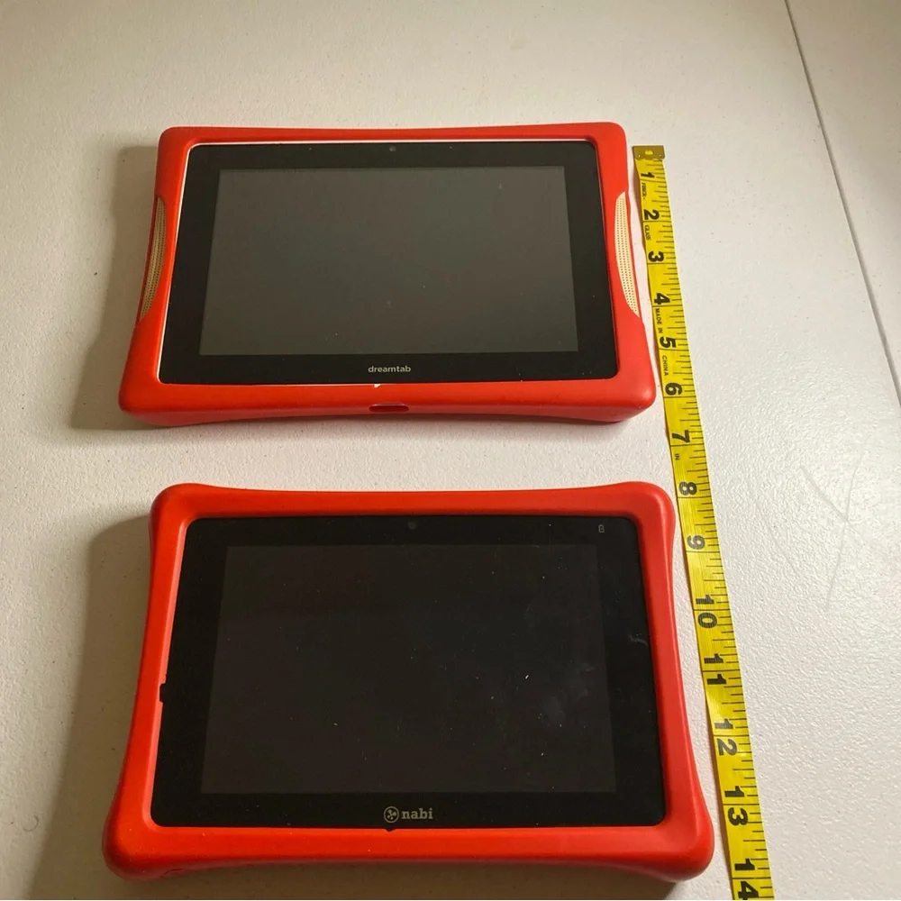 Lot of 2 No Working Nabi DreamTab HD8 Kids Tablet AS IS (D4). JL